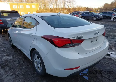 2015 Hyundai Elantra Se z USA, uszkodzony, nr VIN 5NPDH4AE8FH584851